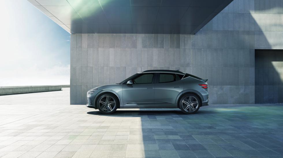 Genesis GV60: Στις αγορές ανανεωμένο και πιο hi-tech